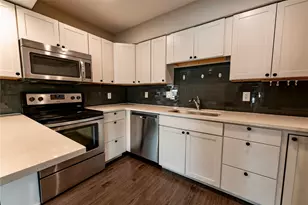 935 La Posada Dr, Austin, TX 78752 - Photo 8