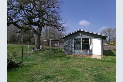 110 S Travis Street, Rockdale, TX 76567 - Photo 16