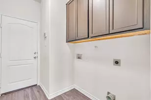 3894 Bentwood Way, New Braunfels, TX 78130 - Photo 18