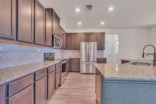 3894 Bentwood Way, New Braunfels, TX 78130 - Photo 14