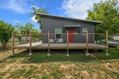 602 Persimmon Street, Lockhart, TX 78644 - Photo 1