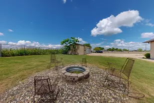 1001 Co Rd 394, Hutto, TX 78634 - Photo 28