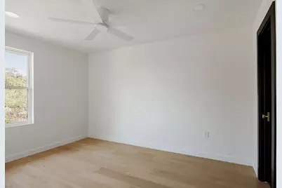 2210 Comburg Castle Way, Austin, TX 78748 - Photo 36