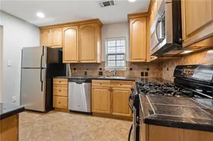 714 E 45, Austin, TX 78751 - Photo 4