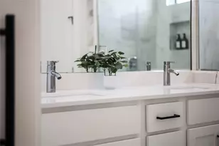 1208 Walnut Ave, Austin, TX 78702 - Photo 18