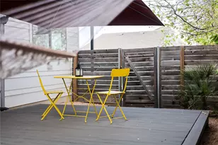 1208 Walnut Ave, Austin, TX 78702 - Photo 2