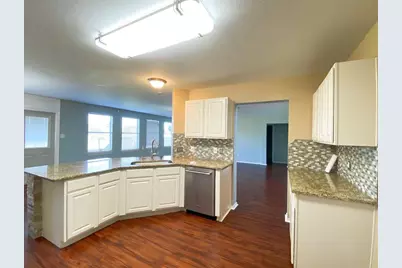 402 Blackman Trail, Hutto, TX 78634 - Photo 10