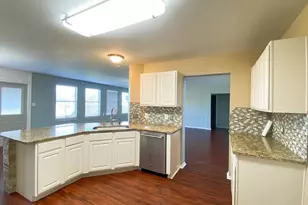 402 Blackman Tr, Hutto, TX 78634 - Photo 10