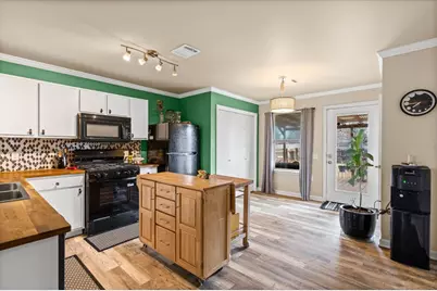 12209 Briarcreek Loop, Manor, TX 78653 - Photo 6