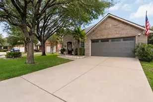 2211 Heritage Well Ln, Pflugerville, TX 78660 - Photo 2