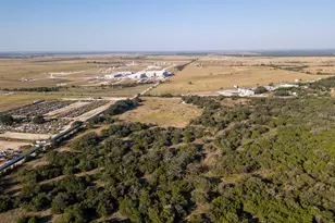 112 Loop 308, Briggs, TX 78608 - Photo 10