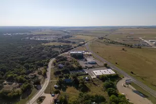 112 Loop 308, Briggs, TX 78608 - Photo 6