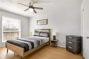 2401 Manor Rd, Austin, TX 78722 - Photo 12