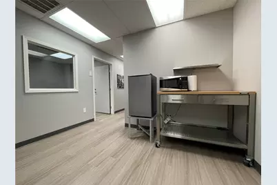 1409 N Bishop Street, San Marcos, TX 78666 - Photo 10