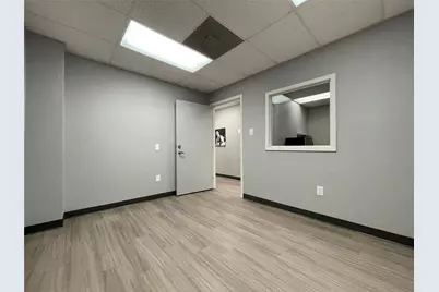 1409 N Bishop Street, San Marcos, TX 78666 - Photo 8