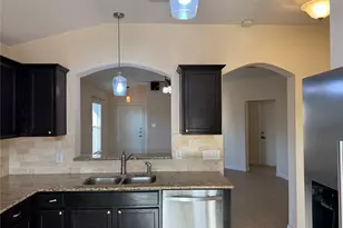 1015 Remington Dr, Leander, TX 78641 - Photo 4
