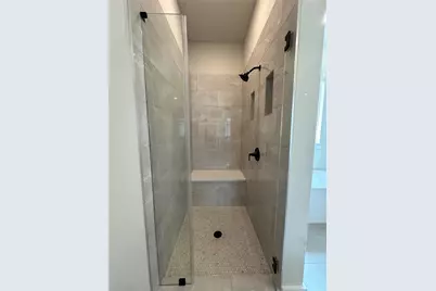 305 E Luna Blue Lane, Jarrell, TX 76537 - Photo 8