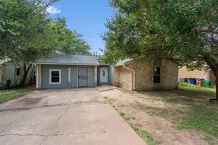 4809 Bayside Dr, Austin, TX 78744 - Photo 1