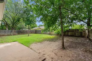 4809 Bayside Dr, Austin, TX 78744 - Photo 24