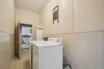 611 N Main Street, Elgin, TX 78621 - Photo 22