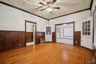 611 N Main St, Elgin, TX 78621 - Photo 12