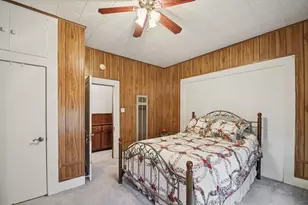 611 N Main St, Elgin, TX 78621 - Photo 20