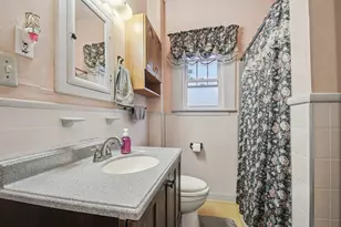 611 N Main St, Elgin, TX 78621 - Photo 20