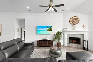 185 Medina Hills Ct, Austin, TX 78737 - Photo 10