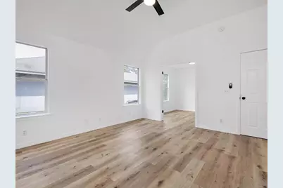 810 Honeysuckle Drive, Leander, TX 78641 - Photo 18