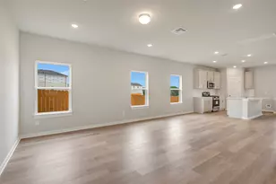 579 Bishop Wood Rd, Dripping Springs, TX 78620 - Photo 2