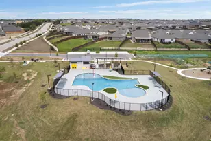 305 Barton Run Dr, Georgetown, TX 78628 - Photo 20