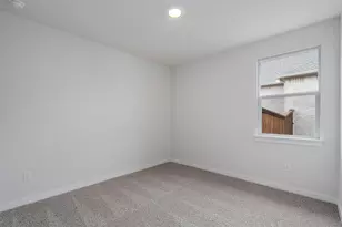 305 Barton Run Dr, Georgetown, TX 78628 - Photo 12