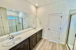 163 Pendleton Dr, Kyle, TX 78640 - Photo 4