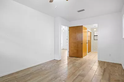 2301 Lawnmont Avenue #1, Austin, TX 78756 - Photo 14