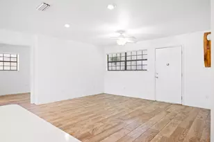 2301 Lawnmont Ave, Austin, TX 78756 - Photo 8