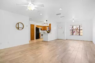 2301 Lawnmont Ave, Austin, TX 78756 - Photo 4