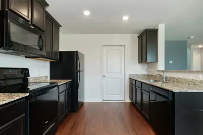 5033 Cressler Lane, Jarrell, TX 76537 - Photo 4