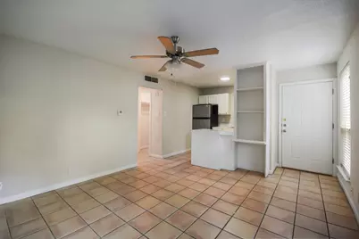 1000 W 26th Street #102, Austin, TX 78705 - Photo 8