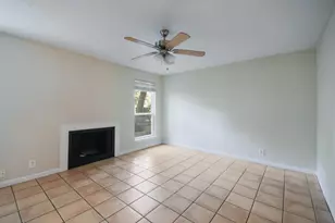 1000 W 26th St, Austin, TX 78705 - Photo 10