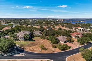 114 Highlands Blvd, Horseshoe Bay, TX 78657 - Photo 14