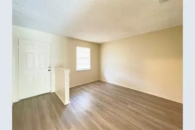 902 N Meadows Drive #C, Austin, TX 78758 - Photo 2