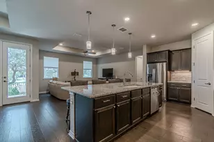 318 Dancing Oak Ln, San Marcos, TX 78666 - Photo 14