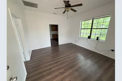 504 East Street, Thrall, TX 76578 - Photo 12
