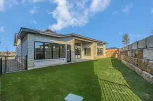 105 Via Roma Ct, Horseshoe Bay, TX 78657 - Photo 30