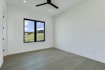 105 Via Roma Court, Horseshoe Bay, TX 78657 - Photo 22