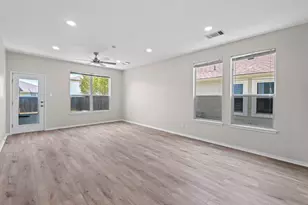 3207 Wickham Ln, Austin, TX 78725 - Photo 20