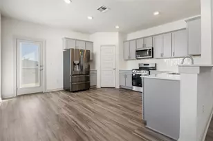 8006 Linda Michelle Ln, Austin, TX 78724 - Photo 4