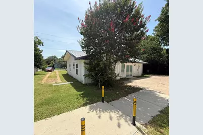 508 N Main Street, Rockdale, TX 76567 - Photo 2