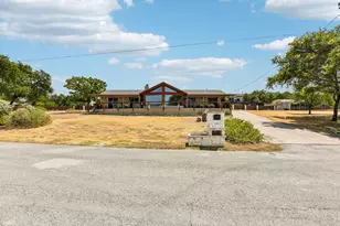20923 Oak Dale Dr, Lago Vista, TX 78645 - Photo 2