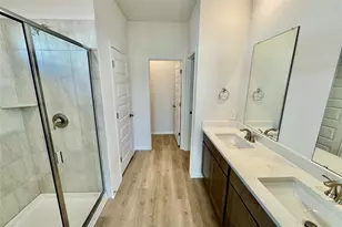 196 Coopers Hawk Crst, Cedar Creek, TX 78612 - Photo 4